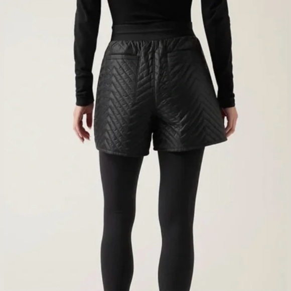 NWT Athleta Solstice Relaxed Fit Shorts - Picture 3 of 13